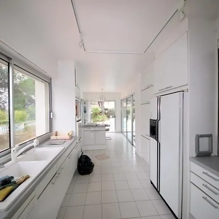 Saint Raphael - 8 Pers, 165 M2, 5/4 *